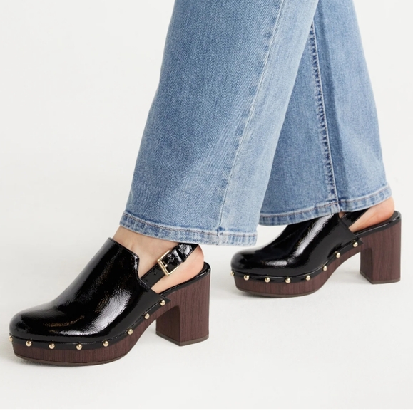 - Black Patent Leather Women's Clogs Used Worn Once - Picture 2 of 6